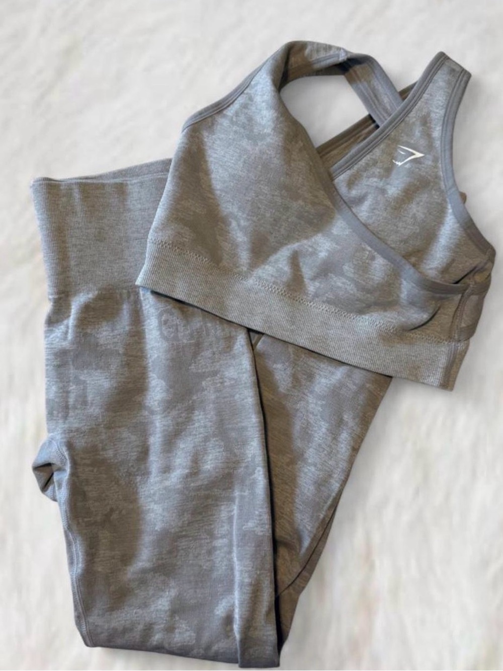 Gymshark Grey Seamless Cropped Sports Bra & Leggings Set